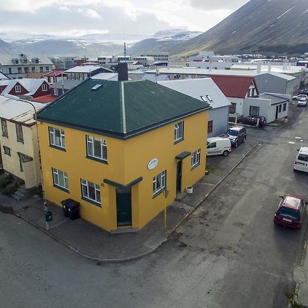 Litla Guesthouse Isafjordur Exterior photo