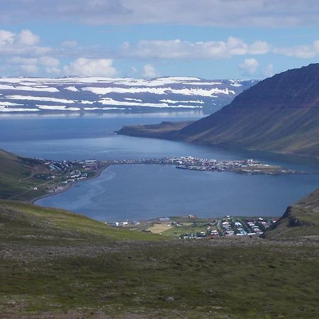 Litla Guesthouse Isafjordur Exterior photo