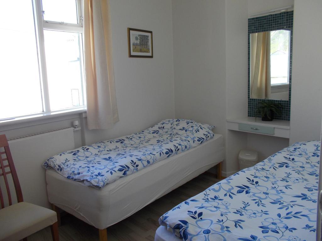 Litla Guesthouse Isafjordur Room photo